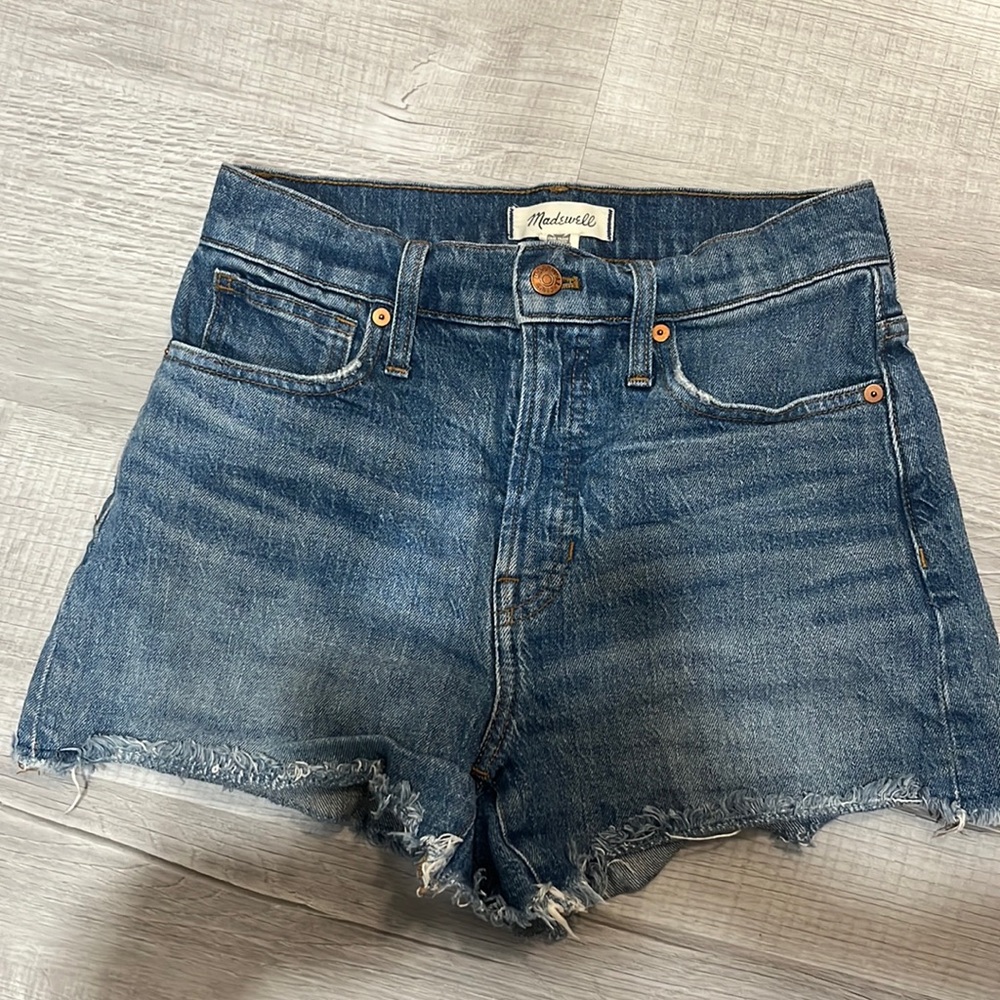 Madewell The Perfect Jean Short size 26